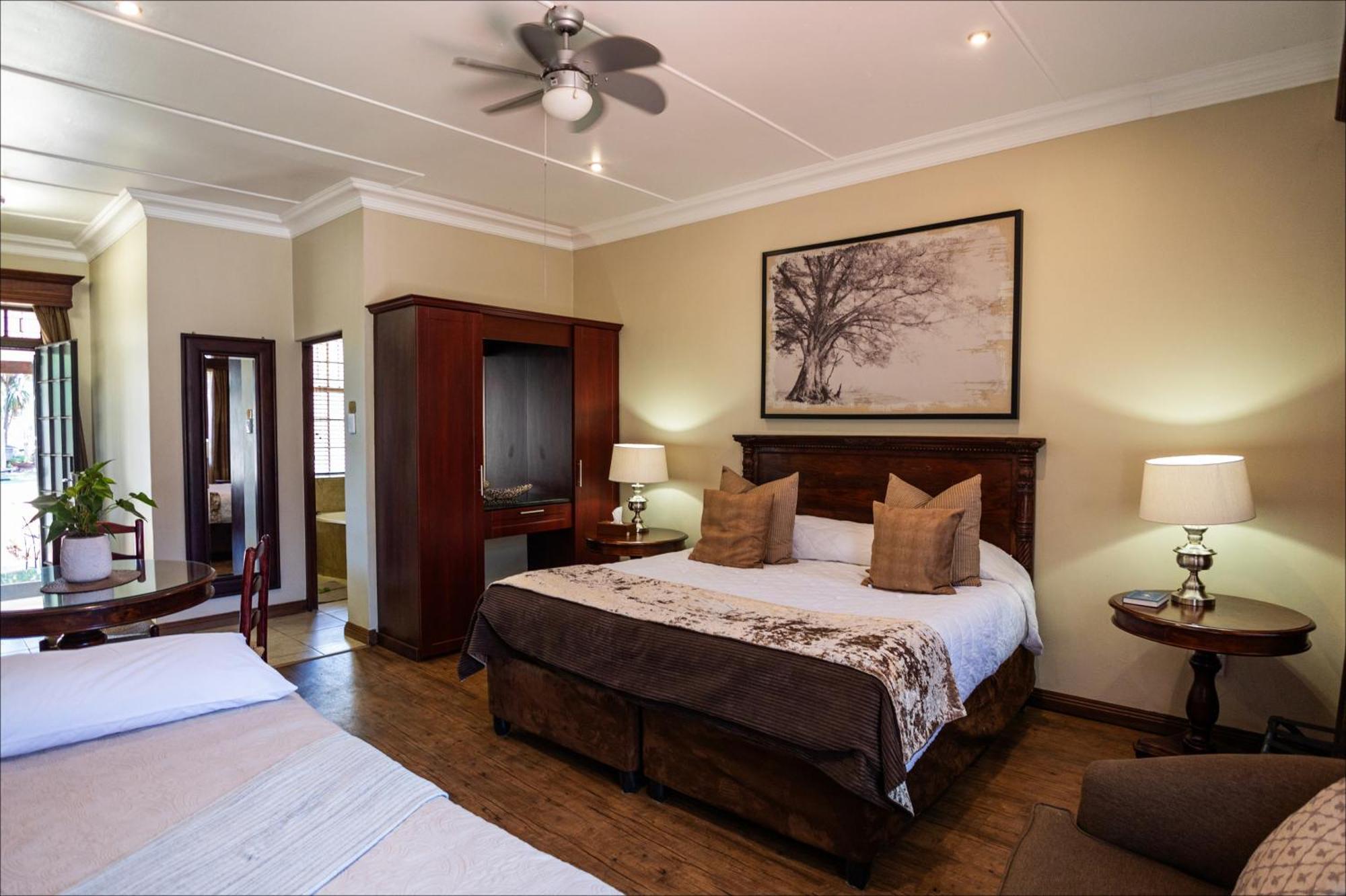 Scott'S Manor Guesthouse Function And Conference Venue Lichtenburg Exterior foto